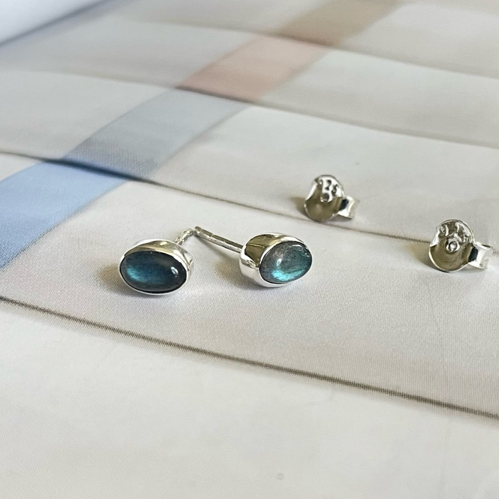 925 Sterling Silver, natural Labradorite Stud earrings!!
BOHO Handmade